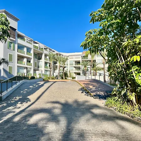 Seaside Retreat With Pool 소토그란데