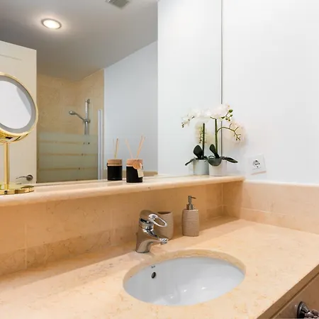 Seaside Retreat With Pool 아파트 소토그란데